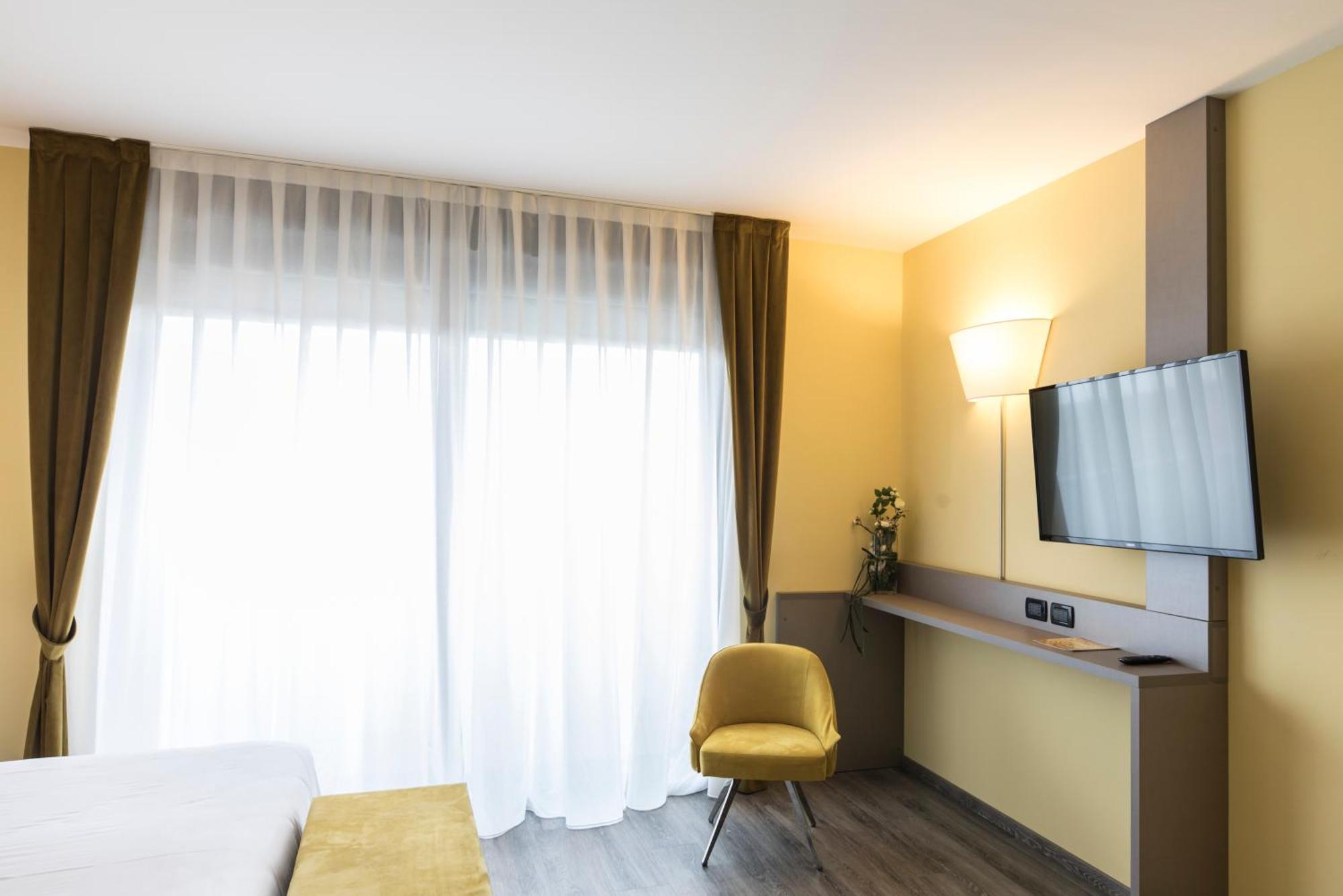 Hotel Donatello 4*